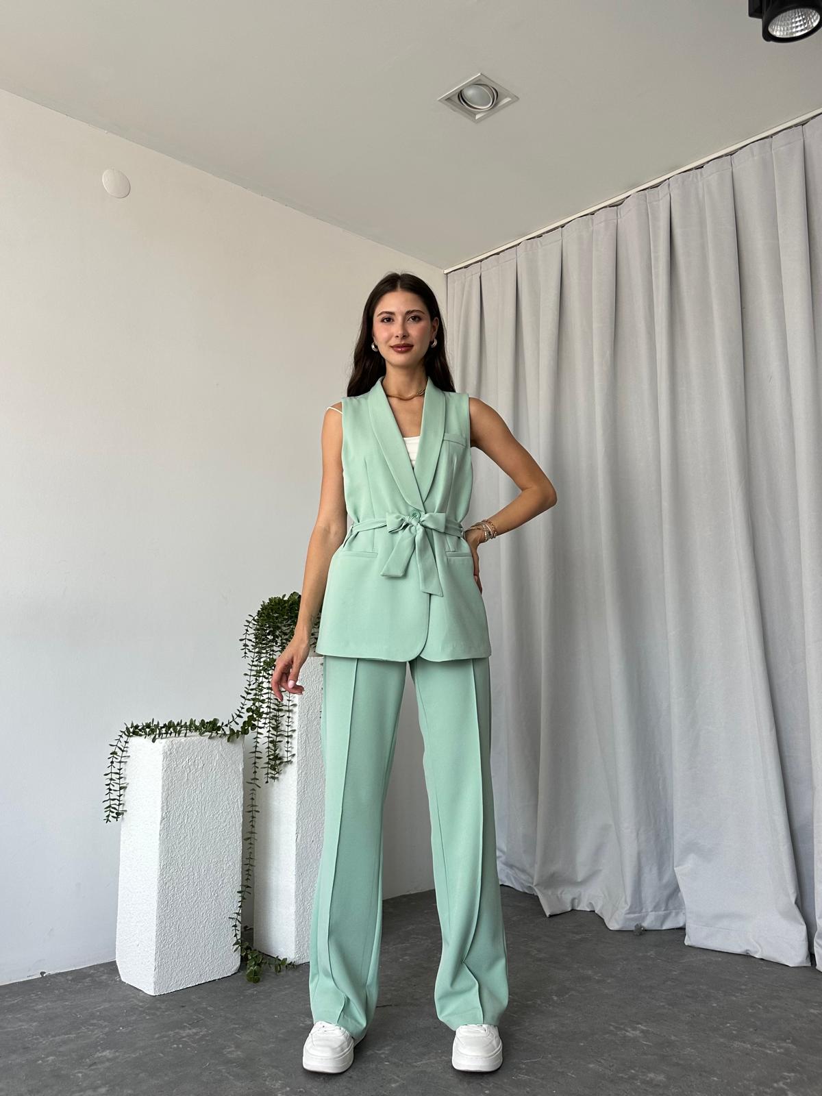 Kadın Leila Mint Yeşili Yelek Pantolon Takım - Görsel 2